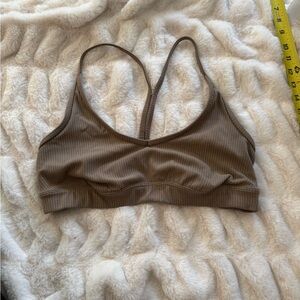 Alo Yoga Ribbed V-Neck Sports Bra Brown Taupe Size M